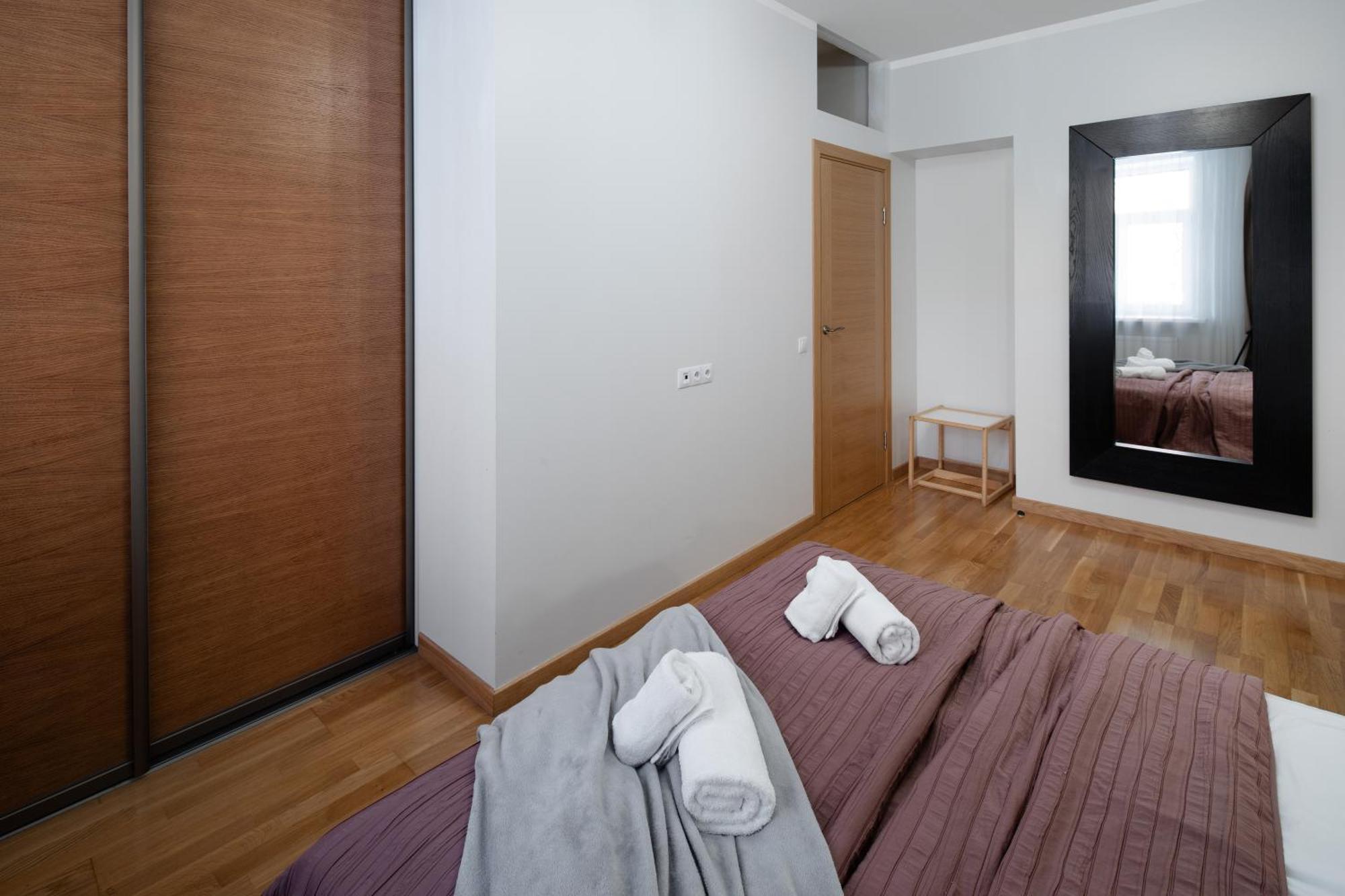 Riga Embassy Center Apartment With Parking Buitenkant foto